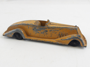 lot 157 image: 1940s Metal Masters Co.Orange Diecast Toy Metal Car