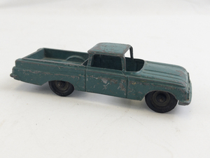 lot 160 image: TOOTSIE TOY Vintage Chevrolet El Camino Diecast Toy Truck.
