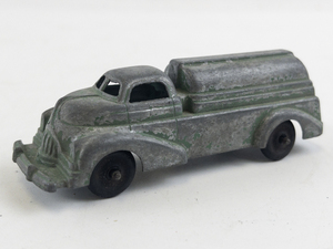 lot 169 image: MANOIL Vintage Green Dicast Metal Toy Oil Truck