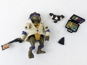 lot 223 image: Playmates 1990 TNMT Don, the Undercover Turtle - Completed