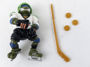 lot 224 image: Playmates Toys 1991 TMNT Slap Shot Leo Action Figure - Completed Set