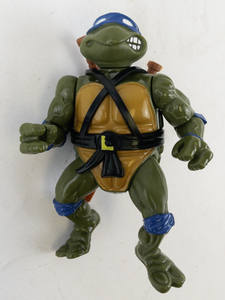 lot 226 image: Playmates Toys TMNT Leonard Action Figure
