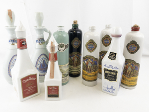 lot 241 image: Group of 10 Glass Bottles