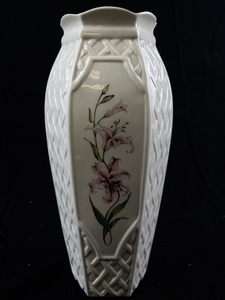 lot 253 image: BELLEEK CO. County Trellis 10 Floral Vase.