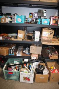 lot 117 image: Assorted Electrical Items and Lighting Fixtures Collection
