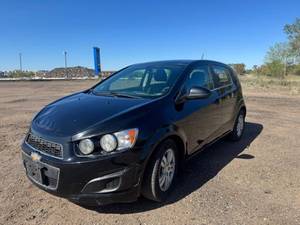 lot 8 image: 2016 Chevy Sonic
