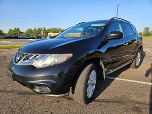 lot 12 image: 2011 Nissan Murano