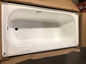 lot 12 image: Bootz Industries Maui 60 in. x 30 in. Soaking Bathtub with Left Drain in White Damaged    Customer Returns See Pictures