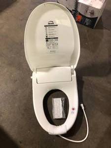 lot 26 image: BIO BIDET HD-7500 Electric Bidet Seat for Elongated Toilets in White Customer Returns See Pictures