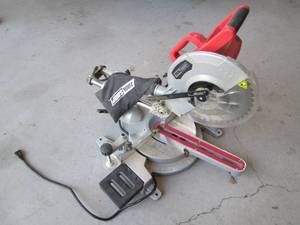 lot 15 image: Tool Shop 10 15amp Sliding compoun...