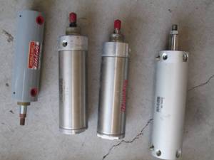 lot 40 image: Bimba, Humphrey and SMC pneumatic a...