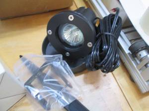 lot 61 image: (1) Submersible Alu pond lamp 100W...