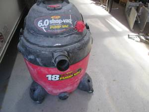 lot 134 image: 18-gallon wetdry shop vac on wheel...