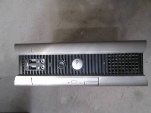 lot 152 image: Dell optiplex 745 computer tower...