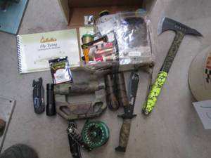 lot 155 image: Fly-fish trying kit, binoculars, po...
