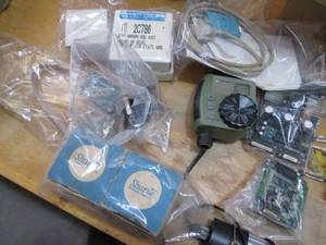 lot 176 image: New Cnc controllers, remotes and ot...