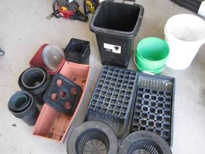 lot 200 image: Lot of plantinggrowing containers ...