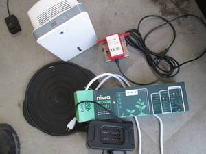 lot 203 image: Niwa grow hub, heater and dehumidif...