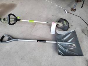 lot 223 image: Earthworks electric weed whip, no charger and a shovel