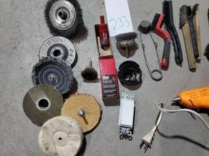 lot 232 image: Misc. brush polish and grinding tools