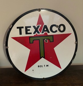 lot 43 image: Vintage Metal Texaco Sign