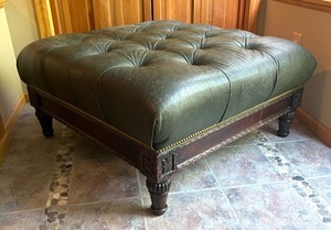 lot 55 image: Gorgeous Olive Green Leather Ottoman by Hancock & Moore