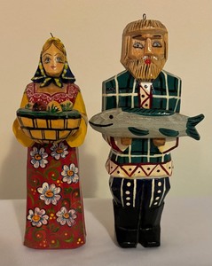 lot 62 image: Russian Folk Art Ornaments