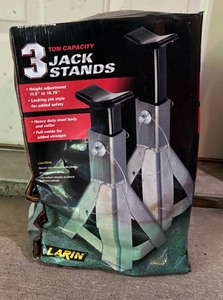 lot 143 image: New Larin 3 Ton Capacity Jack Stands