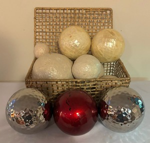 lot 183 image: Decorative Spheres with Woven Box