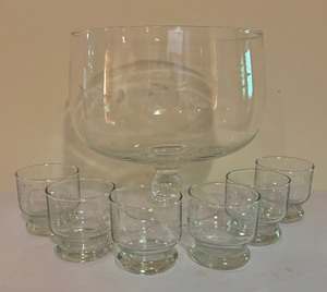 lot 185 image: Punch Bowl with Six Glasses