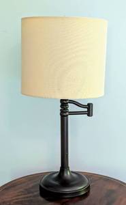 lot 97 image: Small Bronze Table Lamp