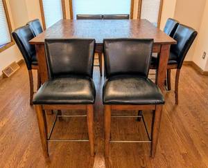 Farmhouse Counter Height Dining Table and Faux Leather Stool Set