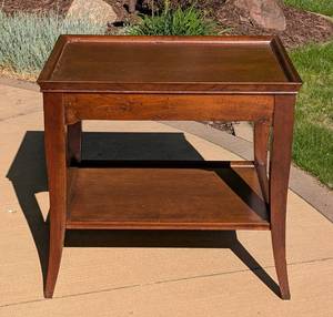 lot 127 image: Stickley Cherry Wood Side Table