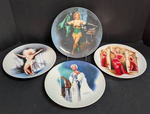 lot 173 image: Bradford Exchange Marilyn Monroe Plates