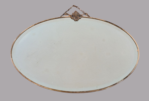 lot 32 image: Vintage Gold Oval Wall Mirror