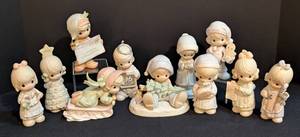 lot 103A image: Christmas Themed Precious Moments Figurines