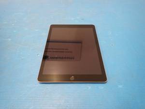 lot 26 image: Apple&nbspiPad 5th Gen A1822  32GB of storage  WIFI Only  Includes Charging Cable 
