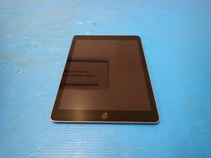 lot 27 image: Apple&nbspiPad 5th Gen A1822  32GB of storage  WIFI Only  Includes Charging Cable 