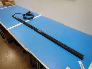 lot 51 image: Tripp-Lite Metered PDU  Model PDUMV20