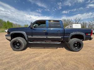 2005 Chevrolet Silverado 1500 Crew Cab Z71 Pickup 4D 5 3/4 ft