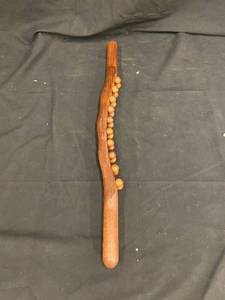 lot 11 image: Goodtar Wooden Back Massager Roller with Ergonomic Design