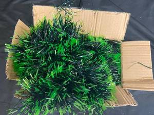lot 32 image: Green Metallic Tinsel Garland for Christmas Decoration