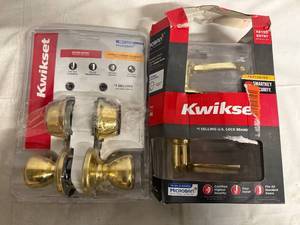 lot 11 image: 2 Kwikset Keyed Entrys