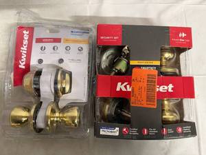 lot 12 image: 2 Kwikset Keyed Entrys