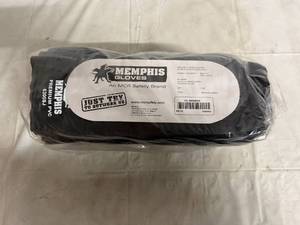 lot 65 image: 12 Pack of Memphis Gloves
