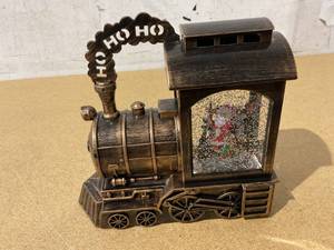 lot 245 image: Bass Pro Shops Santa Light-Up Train