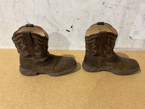 lot 288 image: Anthem Shortie II Waterproof Western Boot Size 7.5W