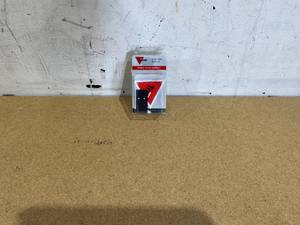 lot 480 image: Trijicon RMR cc Pistol Adapter Plate for Full Size Glock MOS Pistols AC32099