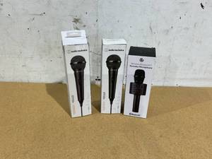 lot 536 image: LOT OF 3 Microphones