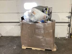 lot 907 image: Wholesale Pallet of Miscellaneous Items